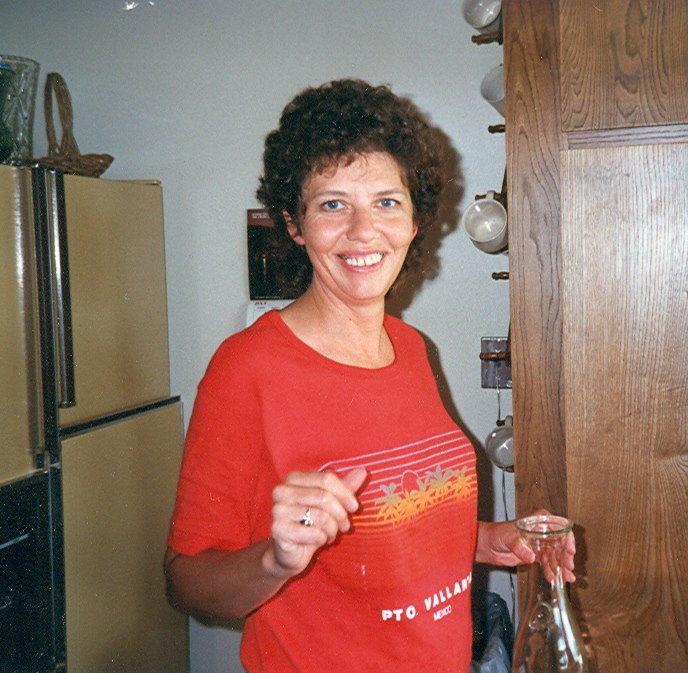 Cindi Larimer at home in about 1989